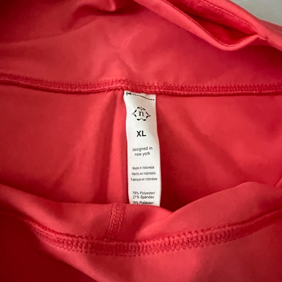 Nanette Lapore work out leggings - Picture 2 of 3